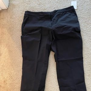 H&M women’s black dress pants. Slim / Regular Waist.